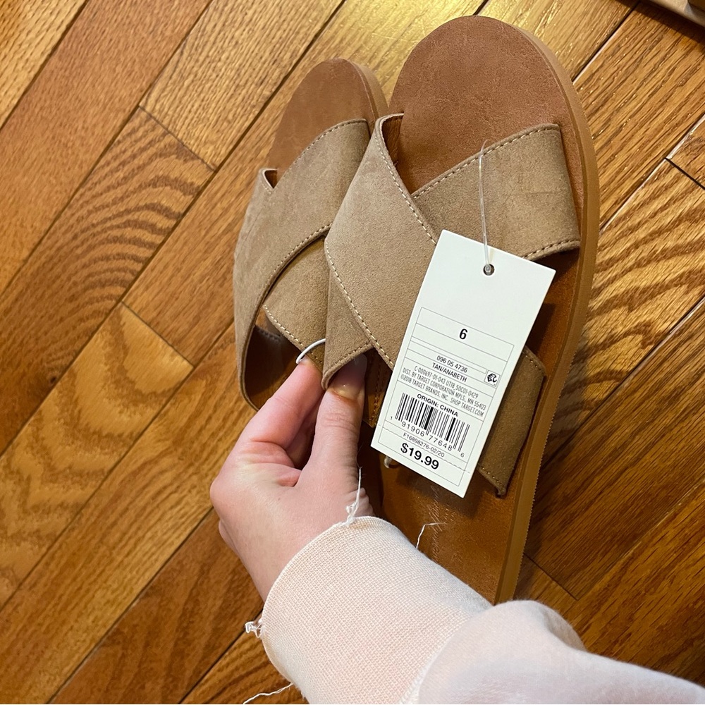 Universal Thread/A New Day Bundle Of 3 Sandals - image 7